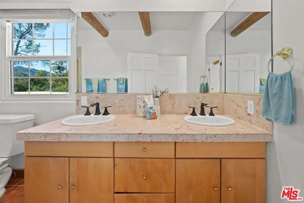 25648 Timpangos Drive, Hidden Hills, California, United States. - Photo 31