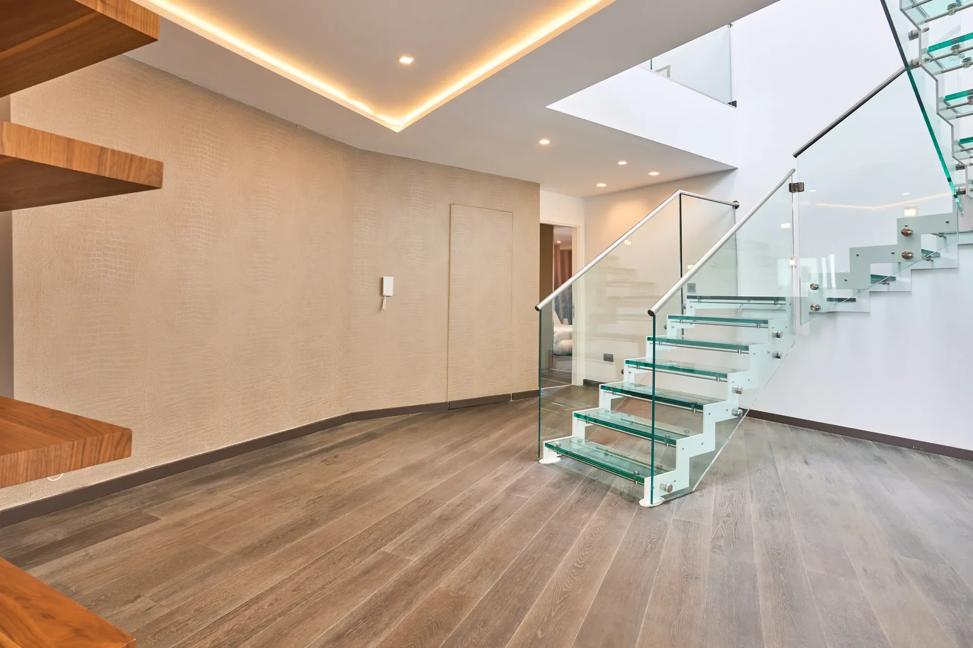 Gallery photo 5