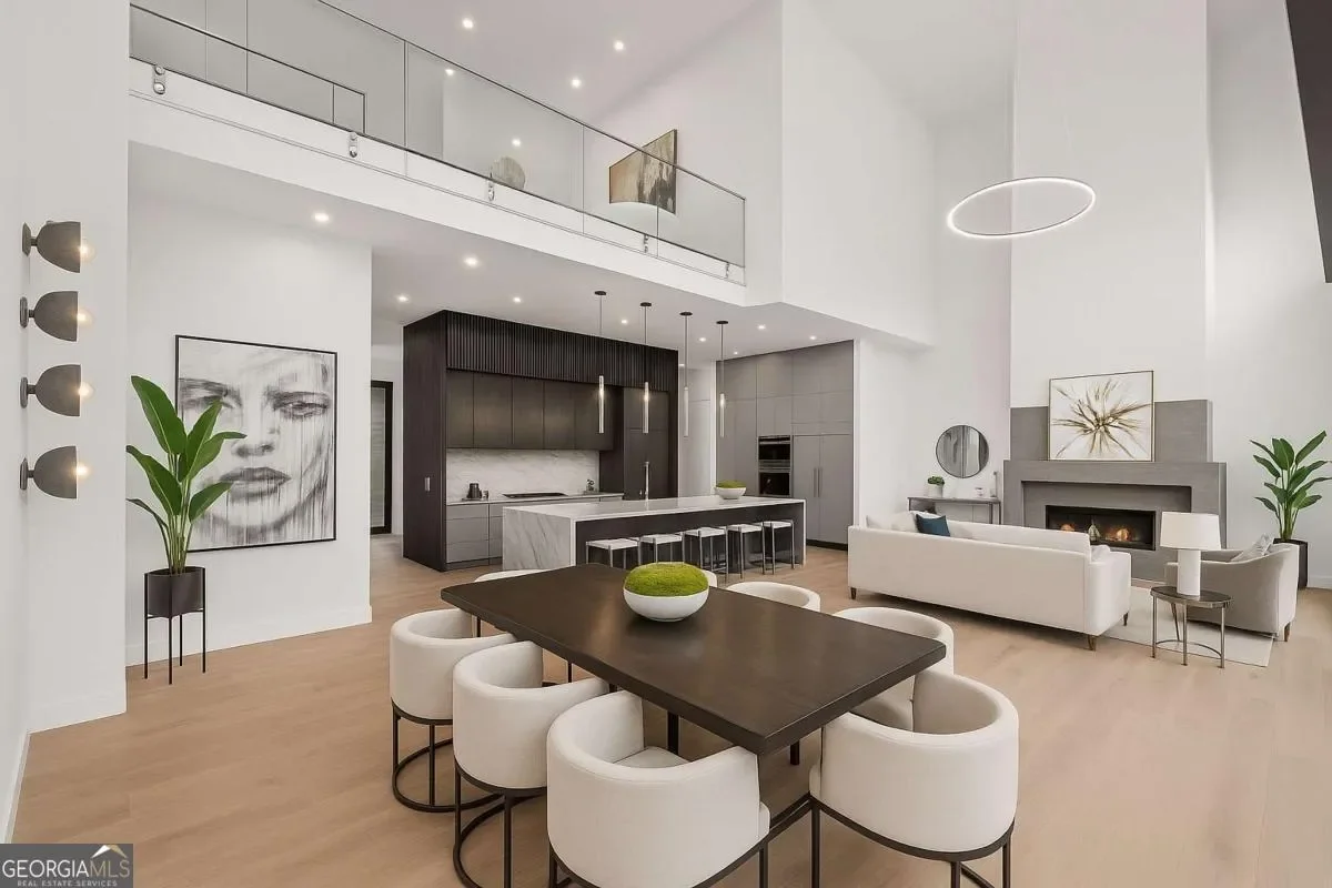 19 Spruell Springs RD NE, Atlanta, Georgia, United States. - Photo 4