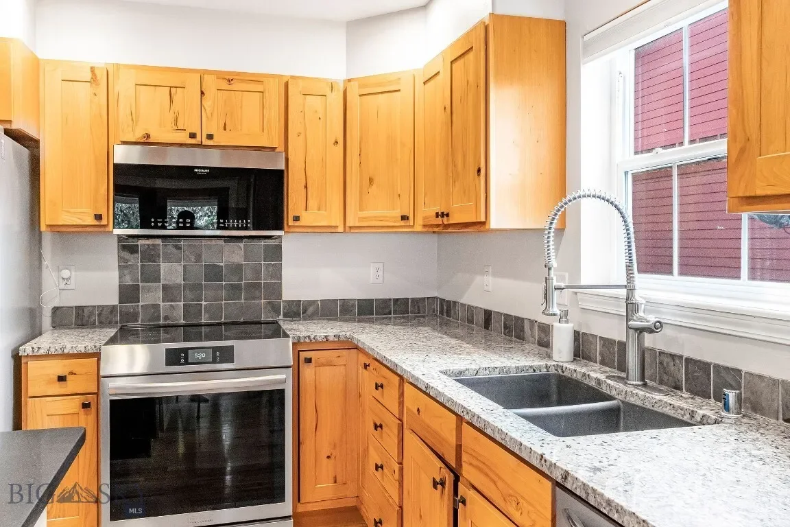 4619 Cascade Street, Bozeman, Montana, United States. - Photo 10