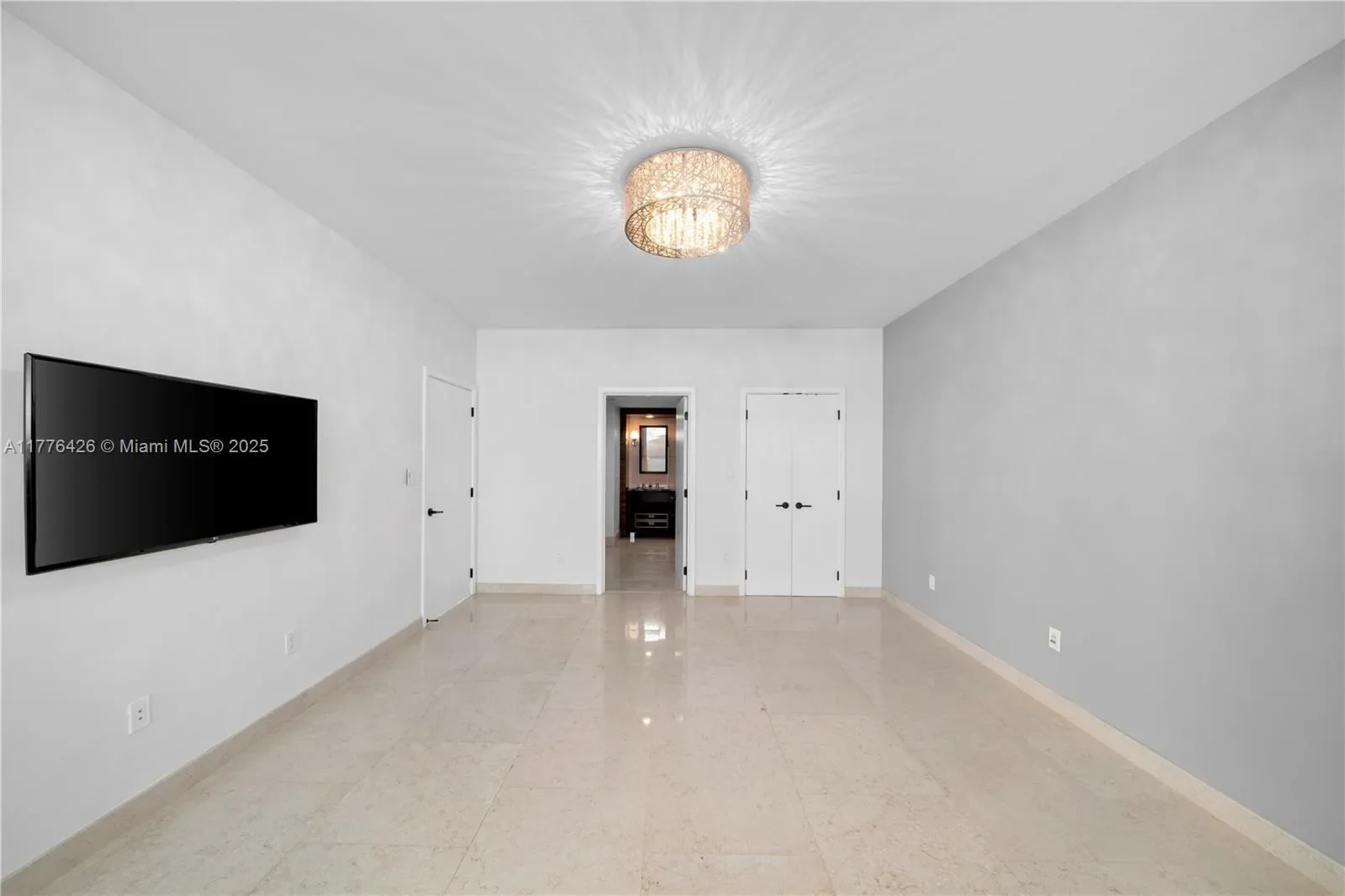 Gallery photo 3