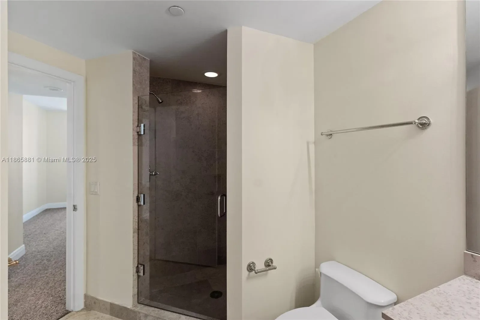 4775 Collins Ave 507, Miami Beach, Florida, United States. - Photo 24