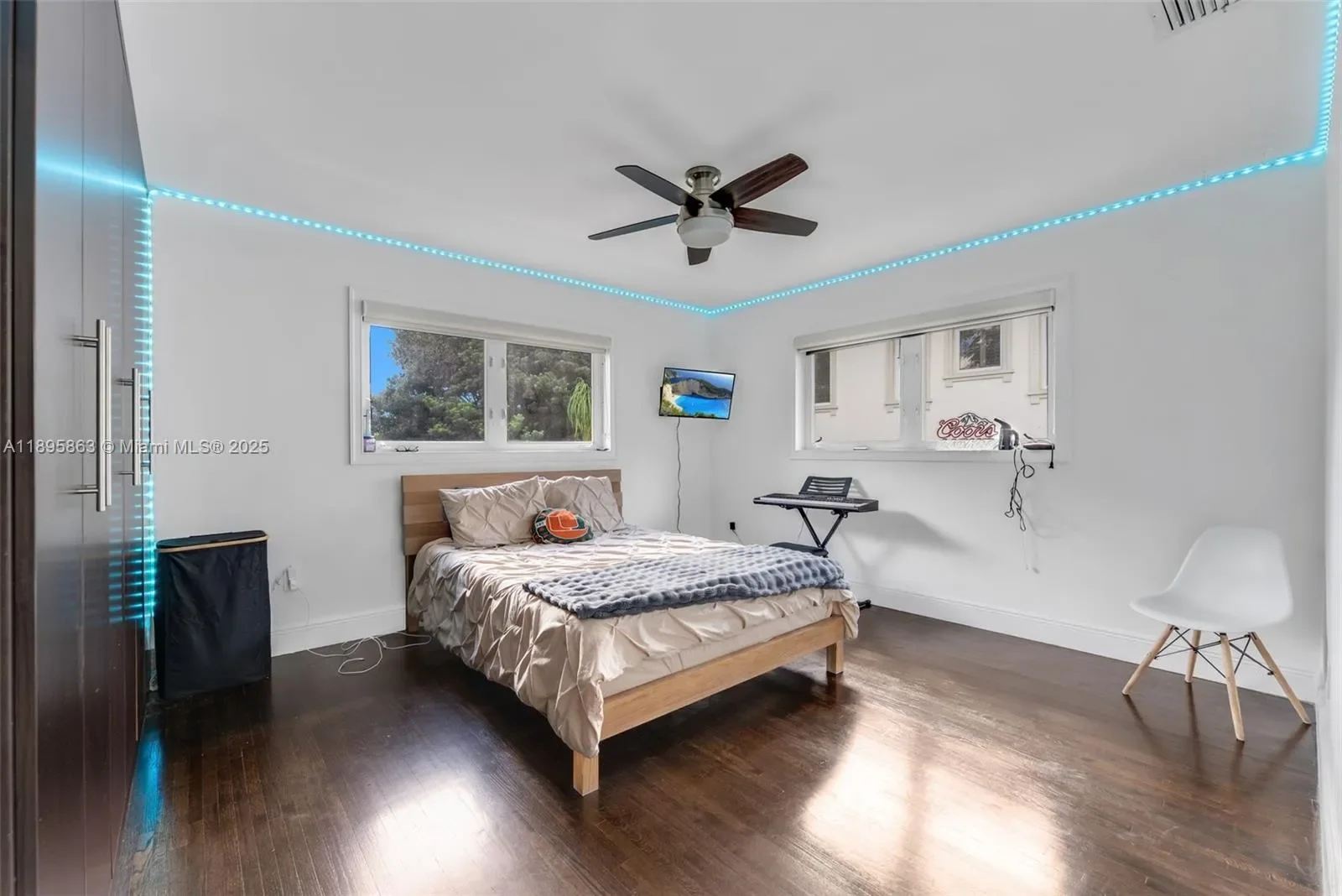4801 University Dr, Coral Gables, Florida, United States. - Photo 17
