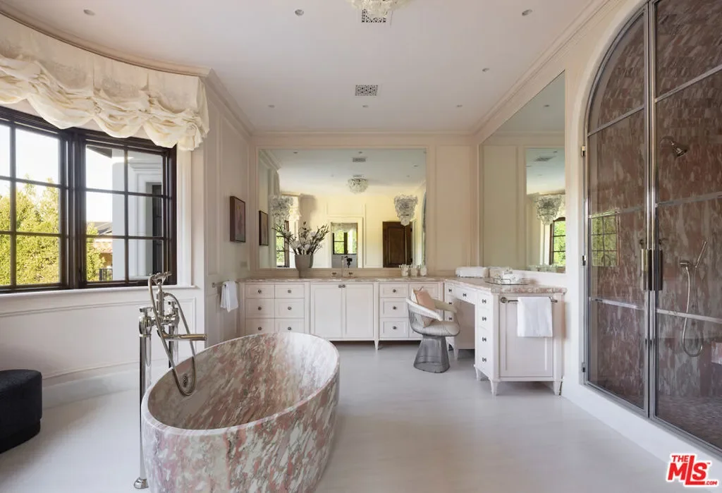 12745 Hanover Street, Los Angeles, California, United States. - Photo 8