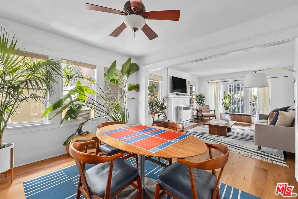 718 N Hoover Street, Los Angeles, California, United States. - Photo 2