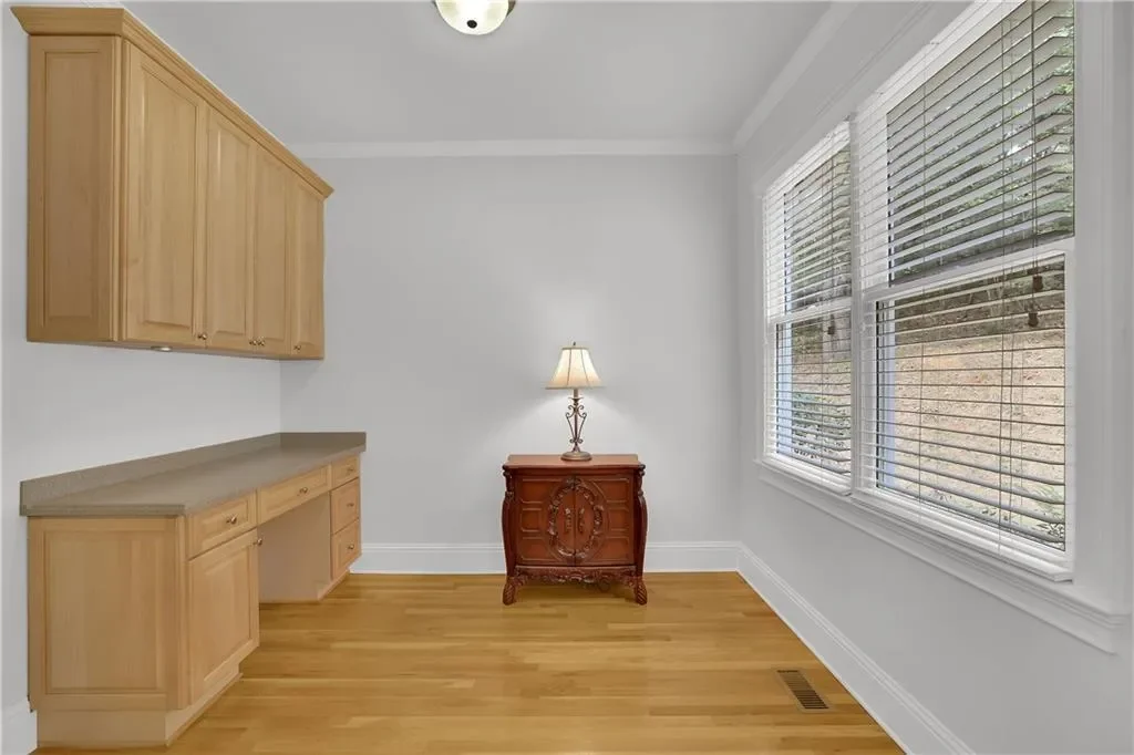 1502 Menlo Drive NW, Kennesaw, Georgia, United States. - Photo 7