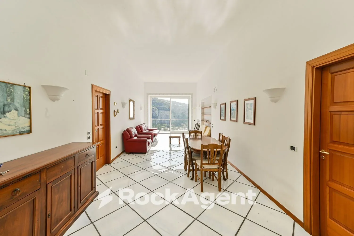 Gallery photo 8
