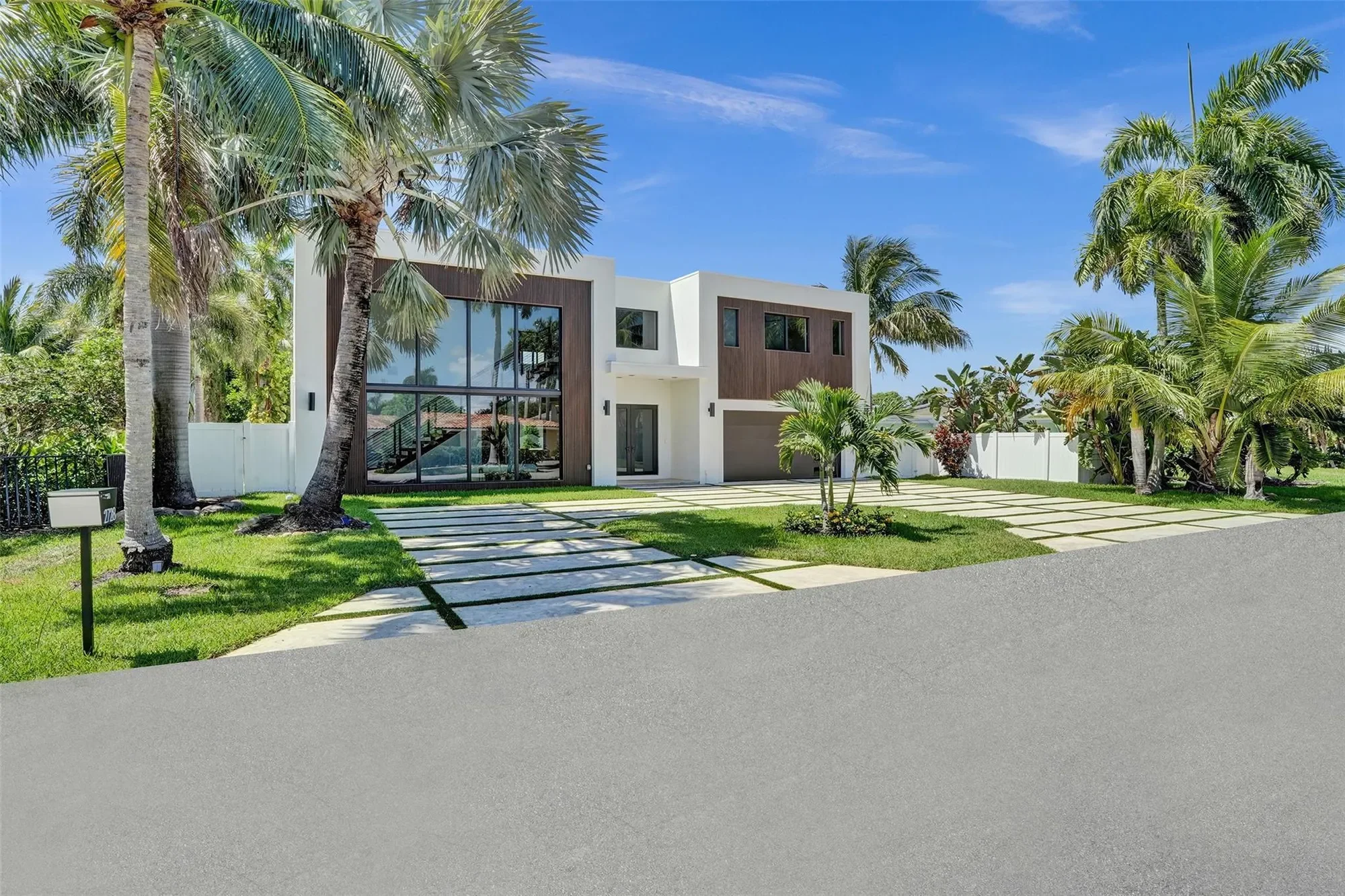 2728 NE 31st St, Lighthouse Point, Florida, United States. - Photo 5