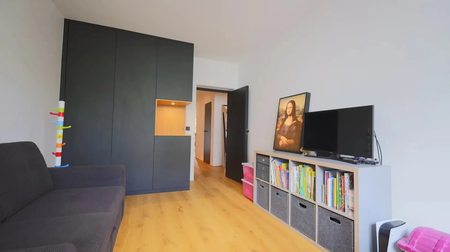 Gallery photo 6