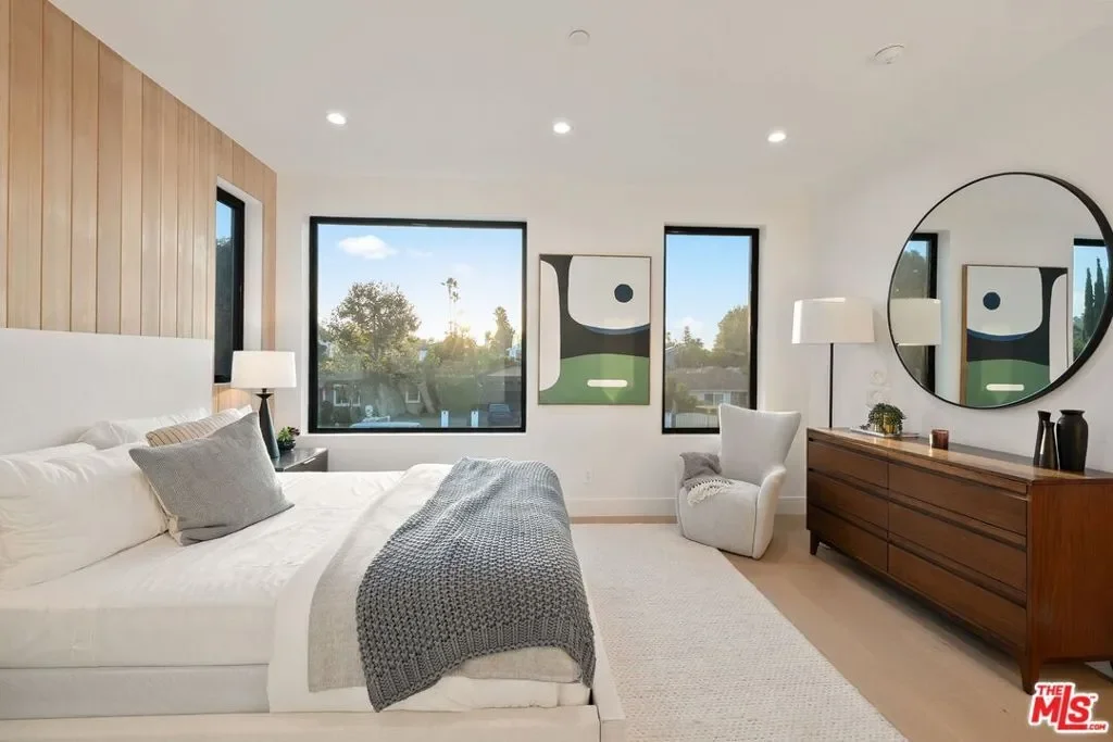 4532 Calhoun Avenue, Los Angeles, California, United States. - Photo 30