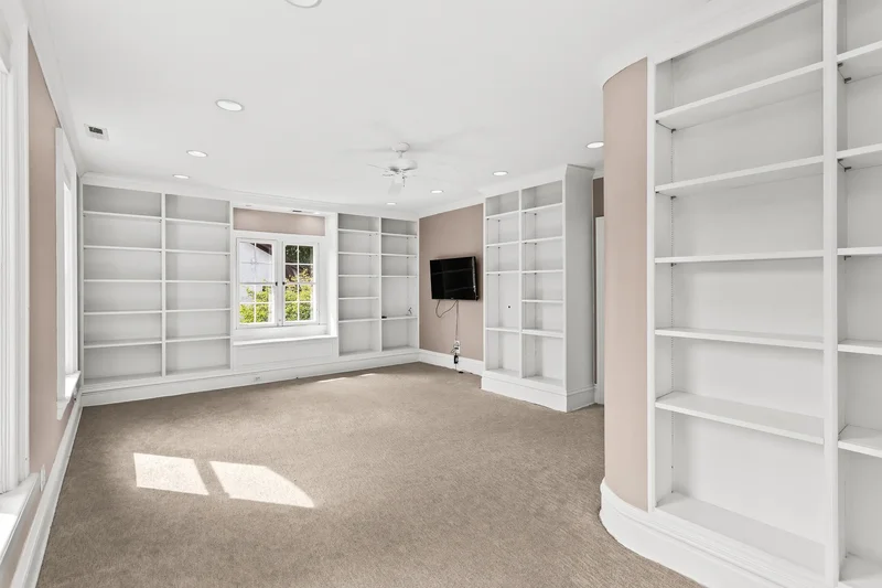 2236 Ridge Avenue , Evanston, IL 60201, Evanston, Illinois, United States. - Photo 36