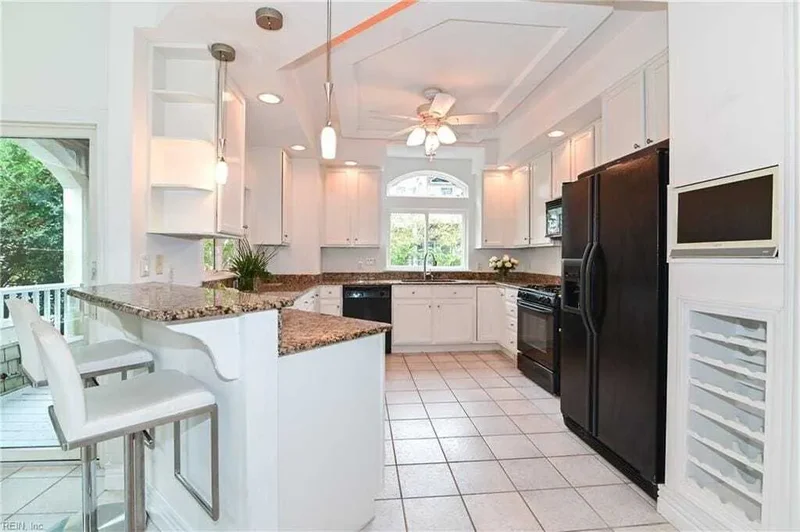 4458 Ocean View Avenue, Virginia Beach, Virginia, United States. - Photo 16