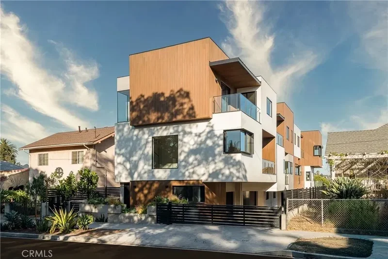 2221 West Starview Lane, Los Angeles, California, United States. - Photo 31