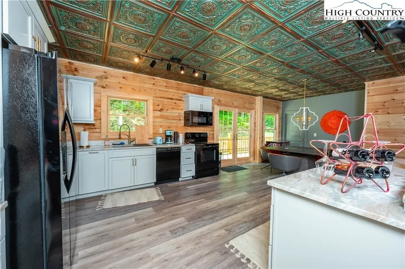 1358 Sugar Mountain Drive, Banner Elk, North Carolina, United States. - Photo 8