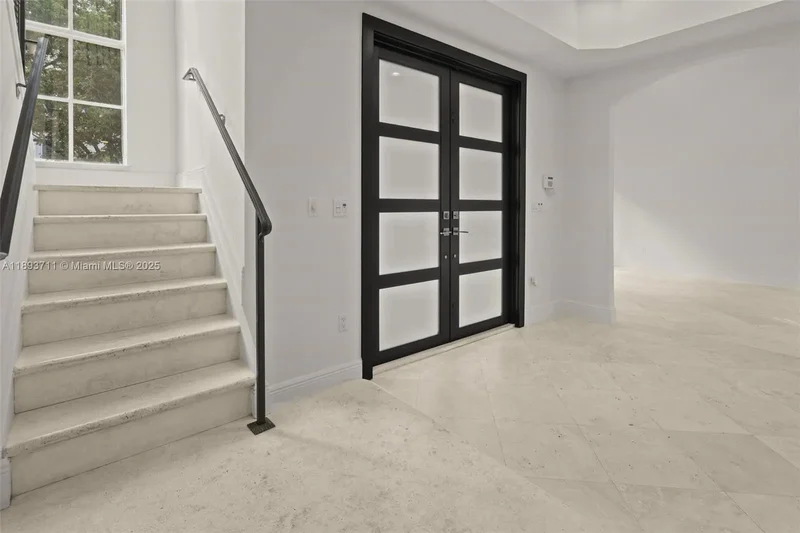 16763 NW 77th Path, Hialeah, Florida, United States. - Photo 45