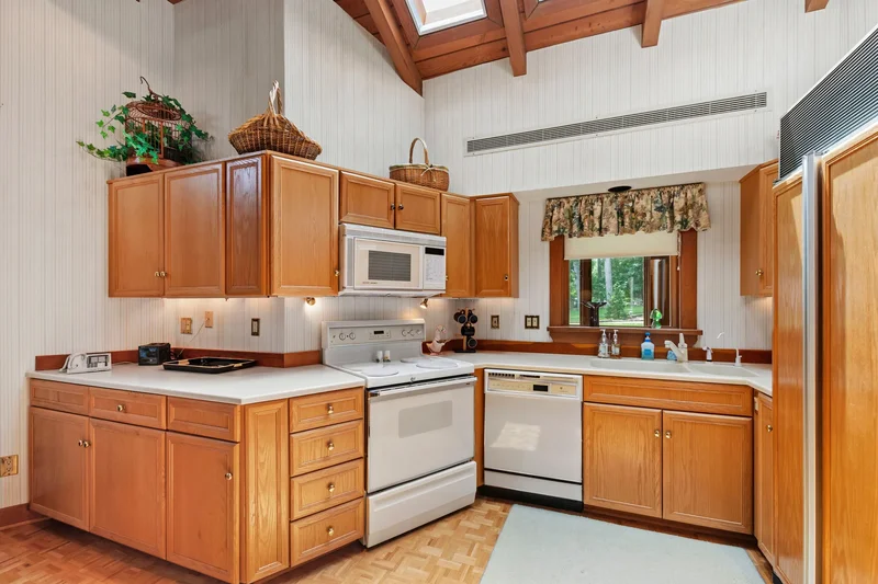 812 Kenmore Road , Chapel Hill, NC 27514, Chapel Hill, North Carolina, United States. - Photo 81
