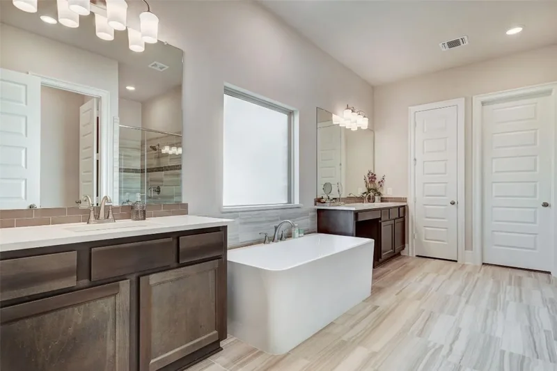 720 Rawson Bend, Spicewood, Texas, United States. - Photo 15