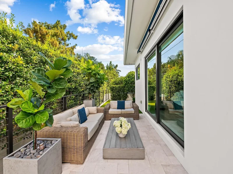 2408 NE 27th Ave, Wilton Manors, Florida, United States. - Photo 29