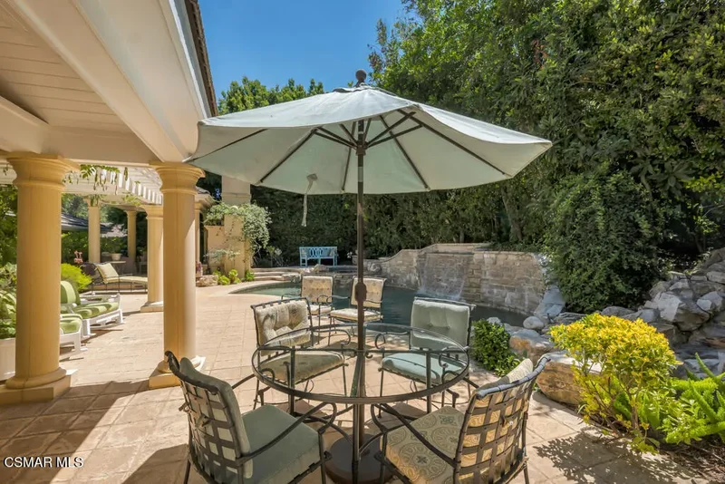 4043 Cresthaven Drive, Westlake Village, CA 91362, Thousand Oaks, California, United States. - Photo 43