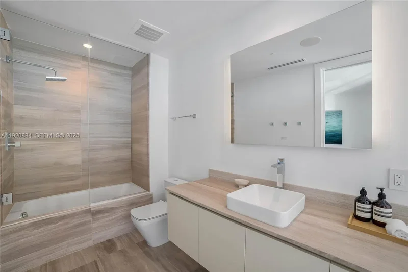 5775 Collins Ave, Miami Beach, Florida, United States. - Photo 62