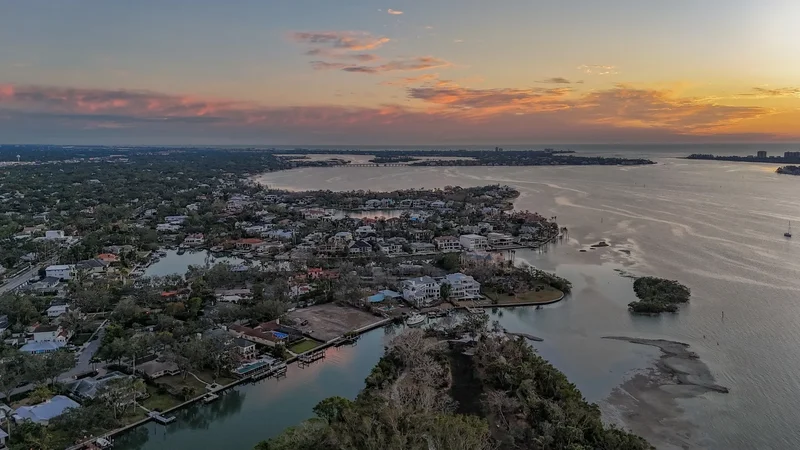 1541 BAY POINT DRIVE, Sarasota, Florida, United States. - Photo 42