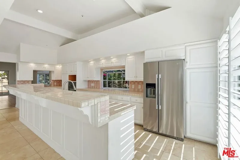 31763 Cottontail Lane, Malibu, California, United States. - Photo 35