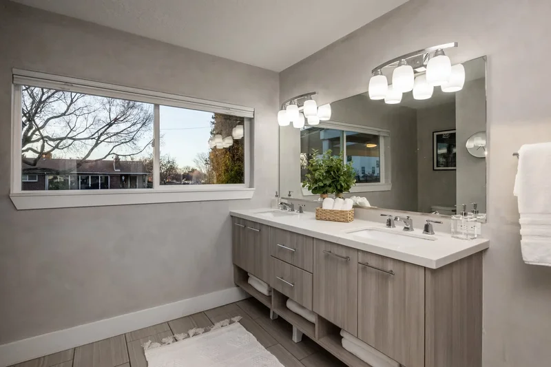 4971 S Westmoor Road, Salt Lake City, UT 84117, Holladay, Utah, United States. - Photo 44