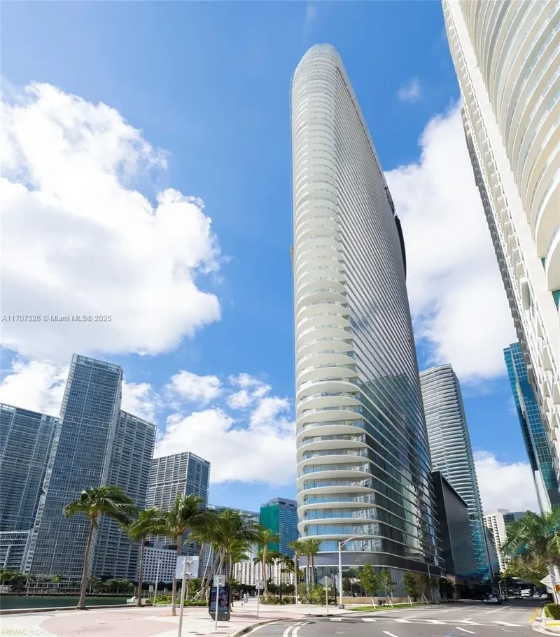 300 Biscayne Blvd Way, #3406, Miami, FL, 33131, USA, Miami, Florida, United States. - Photo 22