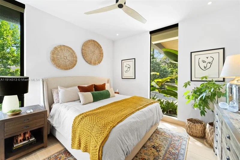 8625 NE 10th Ave, Miami, Florida, United States. - Photo 17