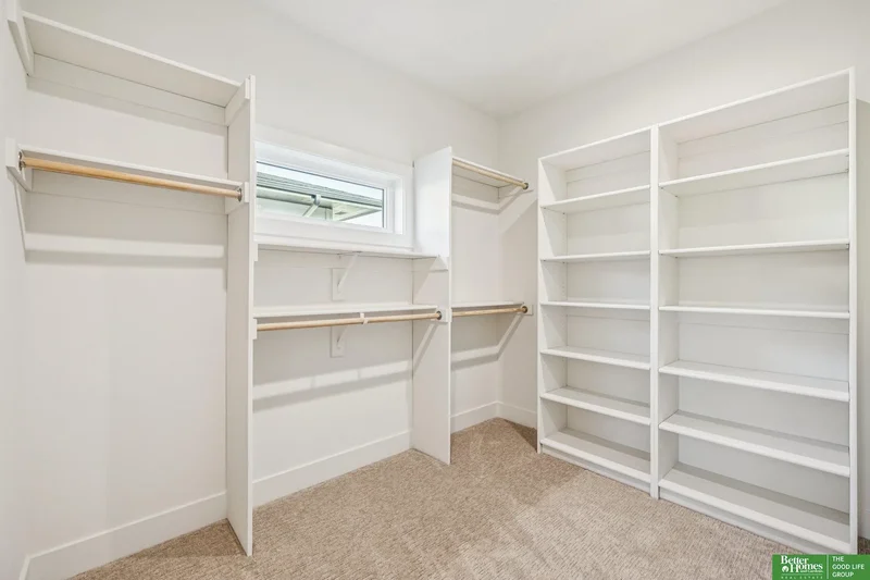 3306 S 212th Street, Elkhorn, NE 68022, Omaha, Nebraska, United States. - Photo 10