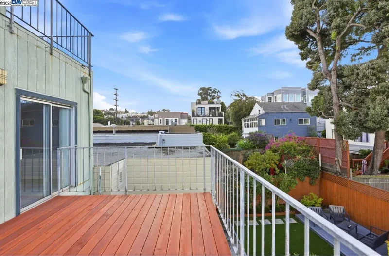 450 San Bruno Ave, San Francisco, California, United States. - Photo 23