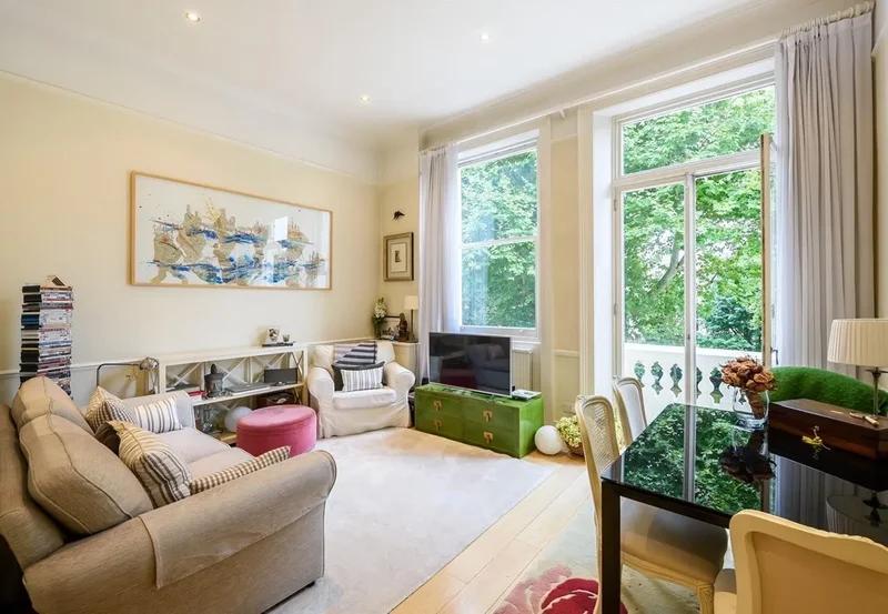 Earls Court Square, London, UK, SW5