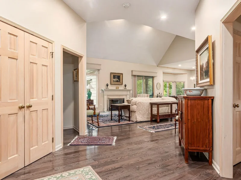 4270 Llanfair Court, Columbus, OH 43221, Columbus, Ohio, United States. - Photo 6