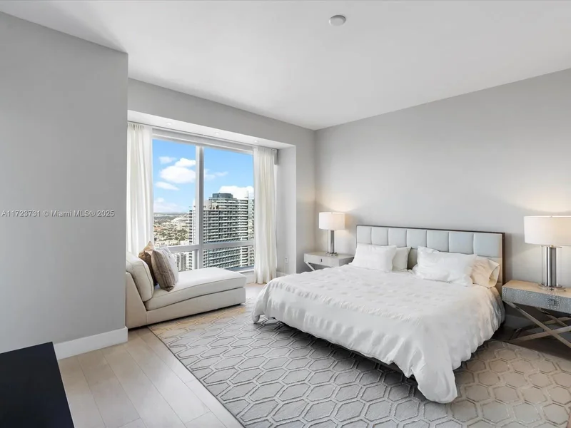 1425 Brickell Ave 52BC, Miami, Florida, United States. - Photo 40