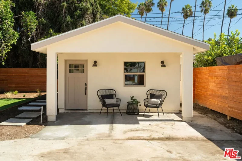 4606 10th Avenue, Los Angeles, California, United States. - Photo 23