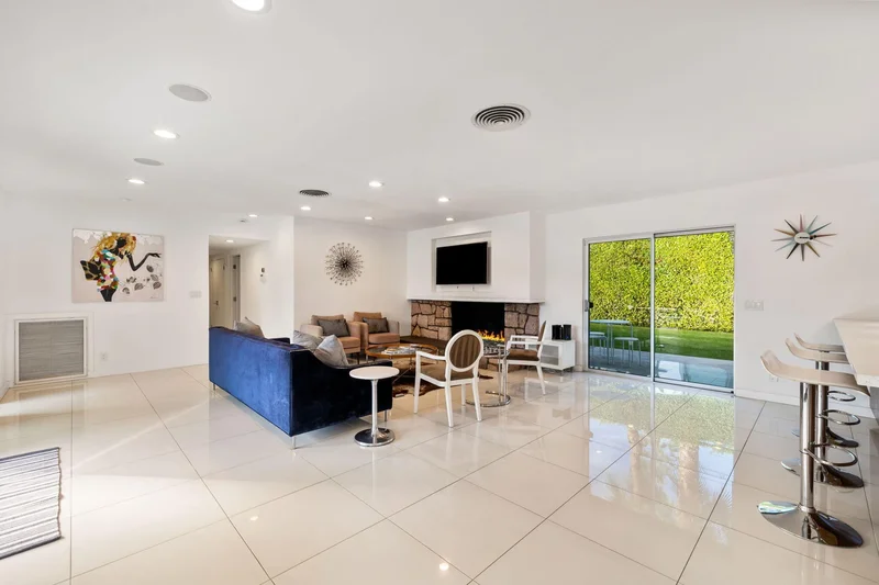 783 E Mesquite Avenue, Palm Springs, California, United States. - Photo 14