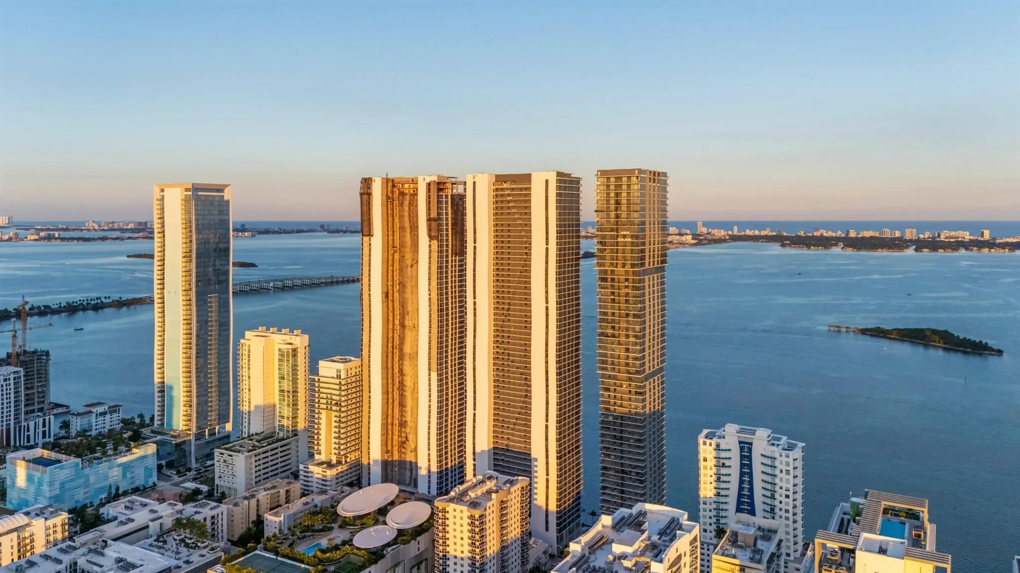 700 NE 24th Street Penthouse Mansion-6003, Miami, Florida, United States. - Photo 35