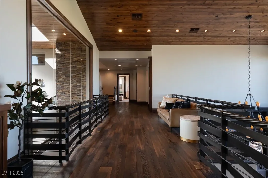 64 Promontory Ridge Drive, Las Vegas, Nevada, United States. - Photo 19
