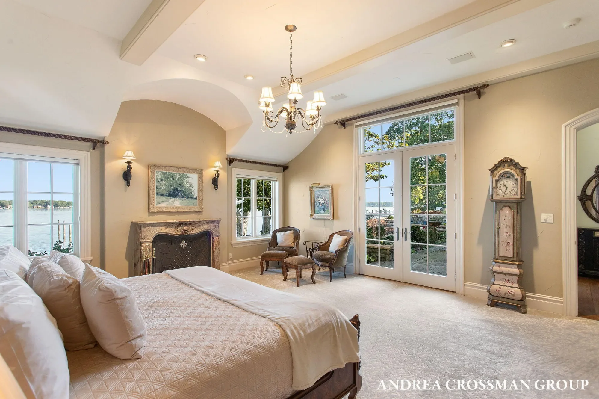 1933 South Shore Drive, Holland, MI 49423, Holland, Michigan, United States. - Photo 81