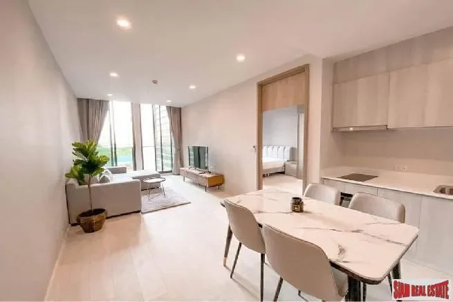 Noble Ploenchit Condominiums - Modern 1 Bedroom and 1 Bathroom for Sale in Phloen Chit Area of Bangk
