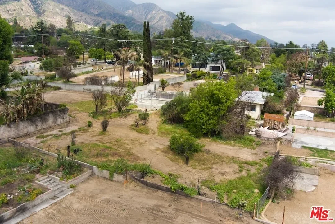 3359 Glenrose Ave, Altadena, California, United States. - Photo 21