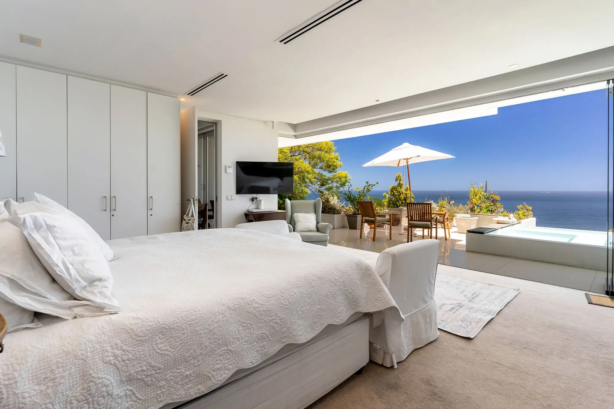 24 Rontree Ave, Bakoven, Cape Town, 8005, South Africa, Cape Town, Western Cape, South Africa. - Photo 33