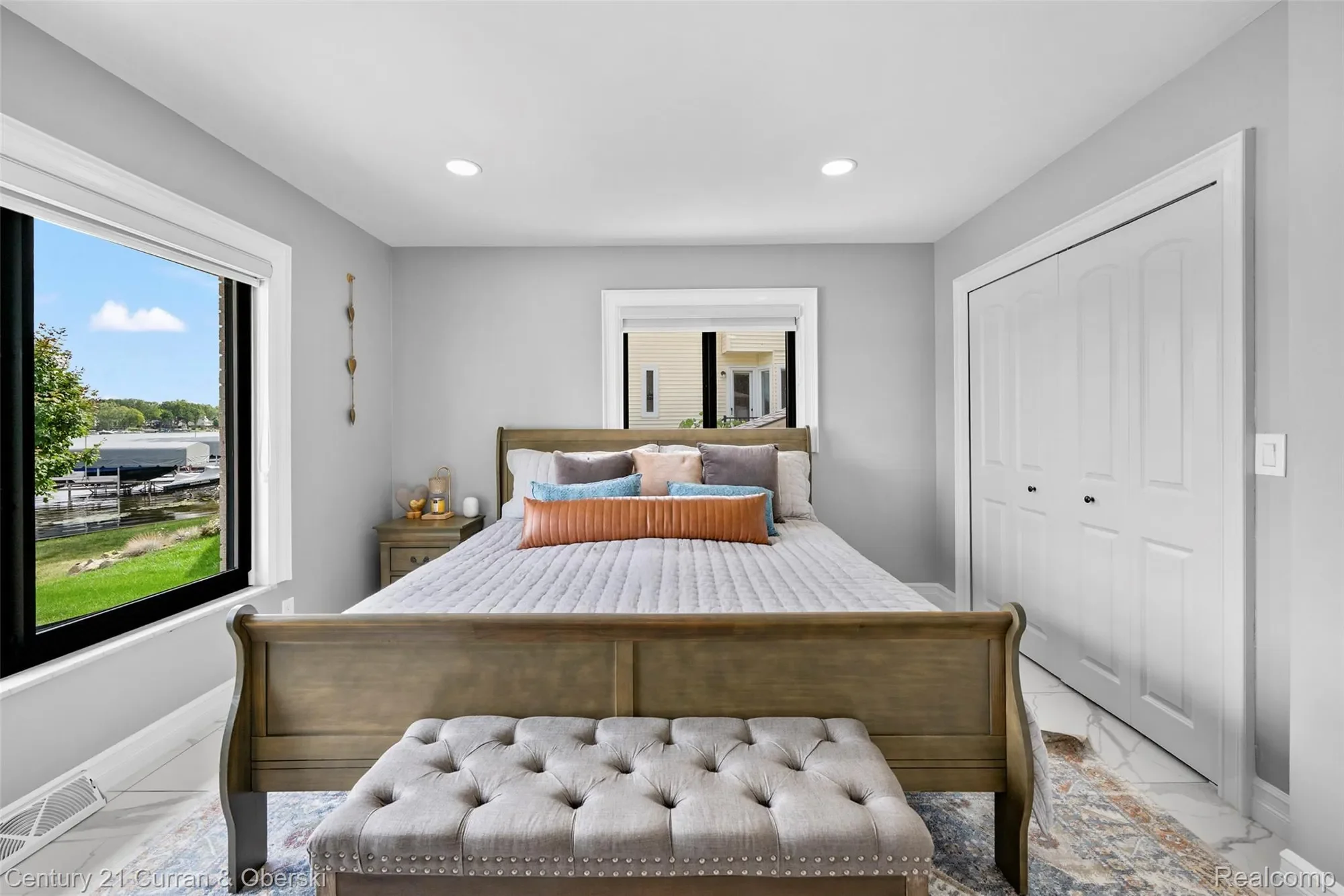 4255 Lakewood Drive, Waterford Charter Township, MI 48329, Pontiac, Michigan, United States. - Photo 16