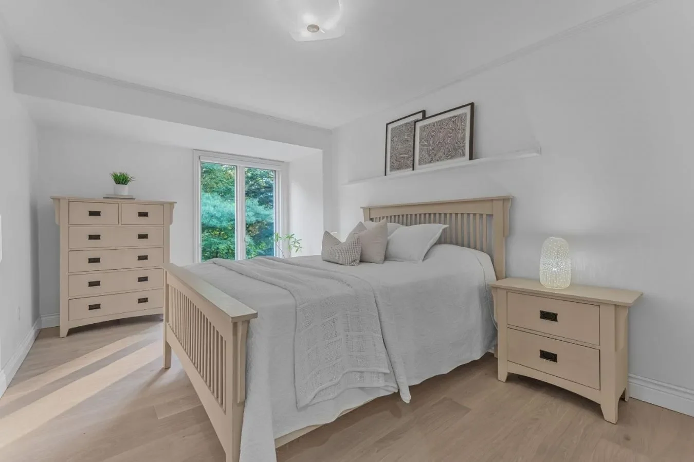 937 Montgomery Drive, Hamilton, Ontario, Canada. - Photo 2