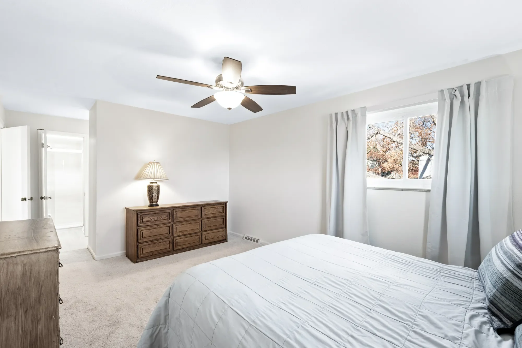 894 S Nelson Way , Lakewood, CO 80226, Lakewood, Colorado, United States. - Photo 16