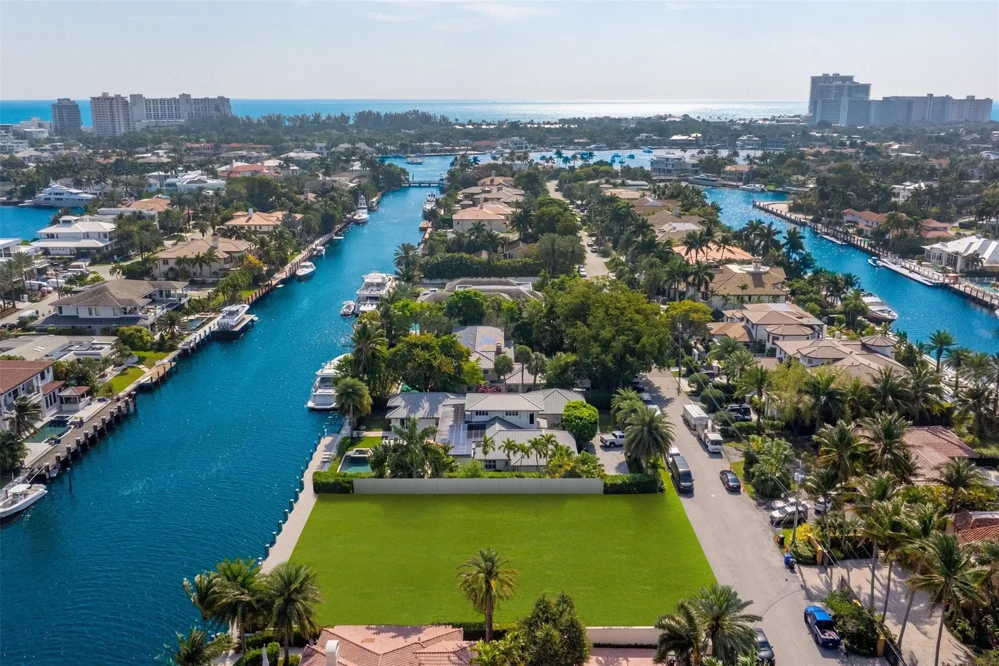 2455 Del Lago Dr, Fort Lauderdale, Florida, United States. - Photo 6