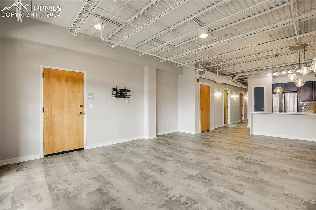Gallery photo 6