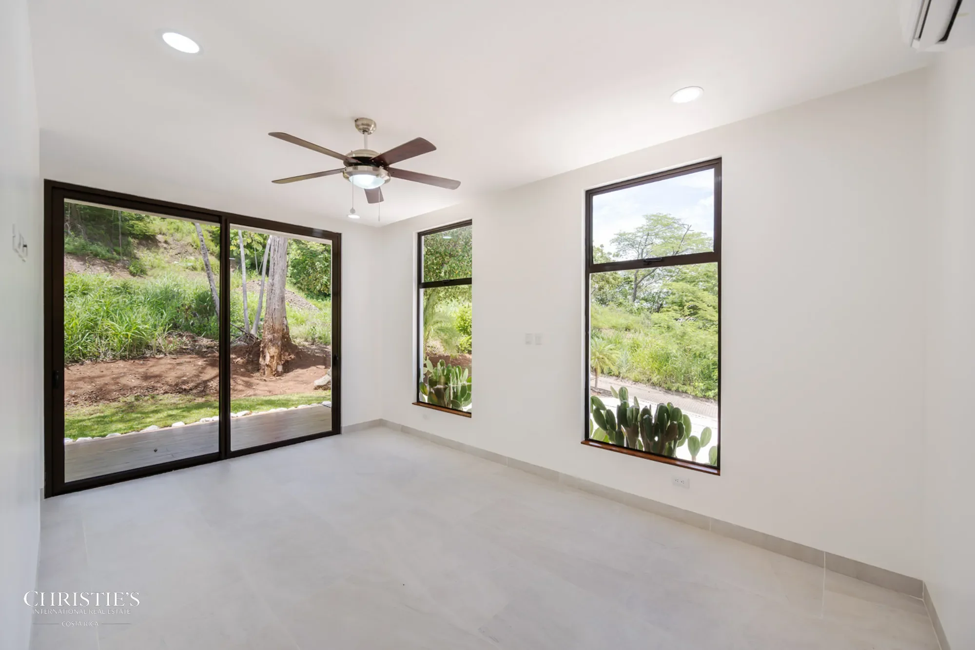 Gallery photo 4