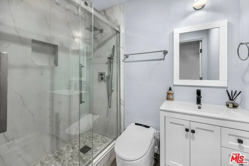 3110 Benedict Canyon Drive, Beverly Hills, California, United States. - Photo 14