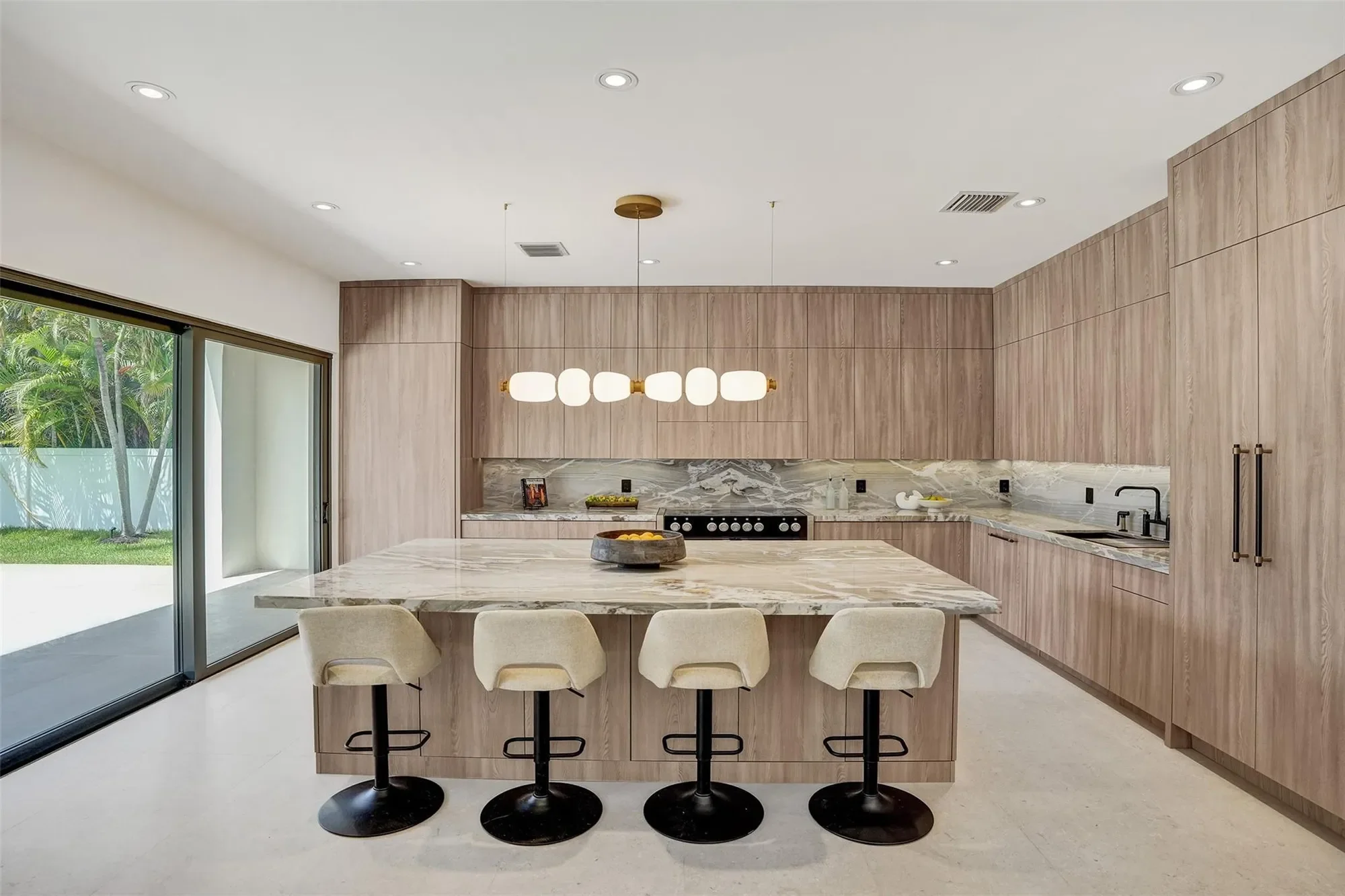 2728 NE 31st St, Lighthouse Point, Florida, United States. - Photo 1